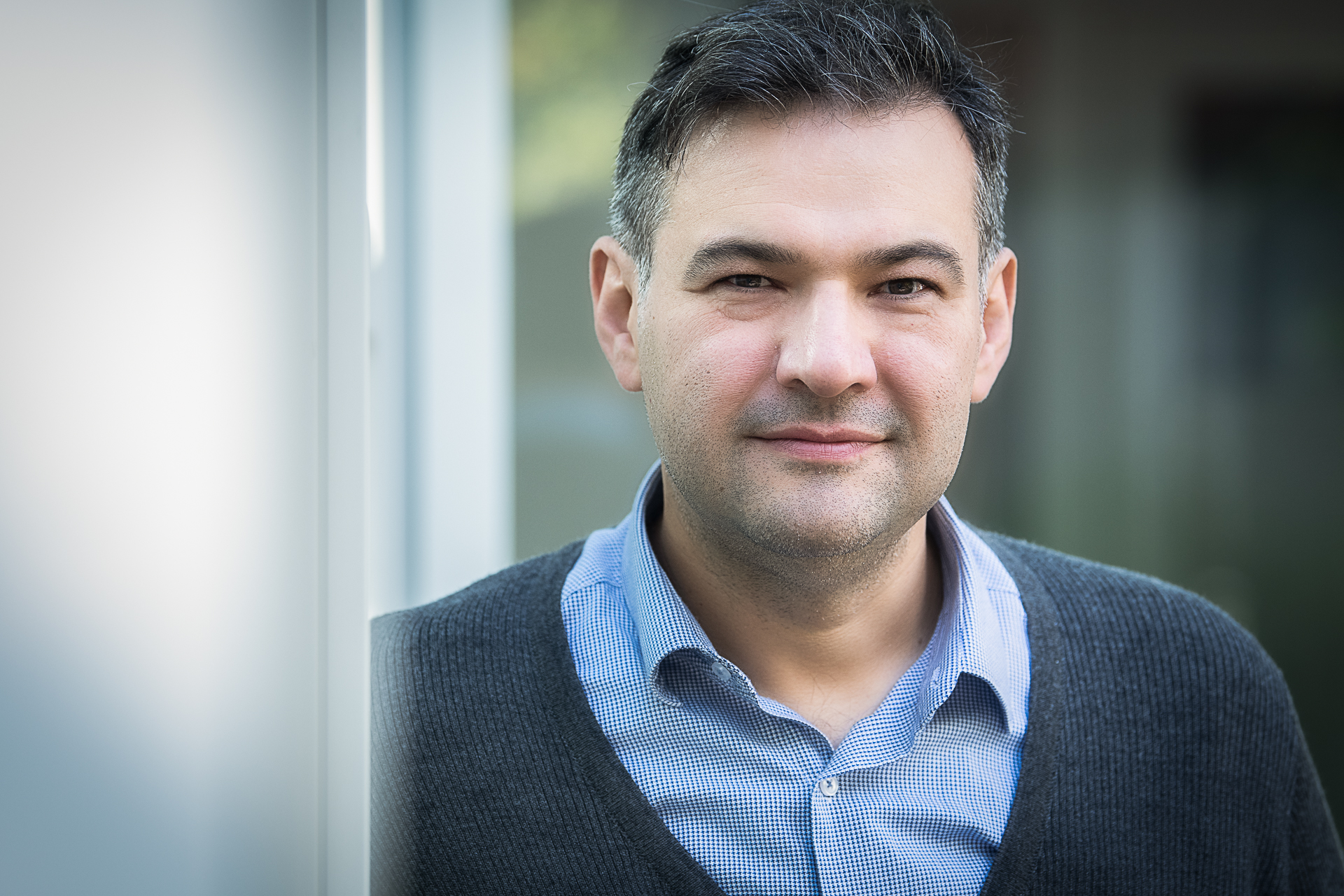 Kamuran Sezer